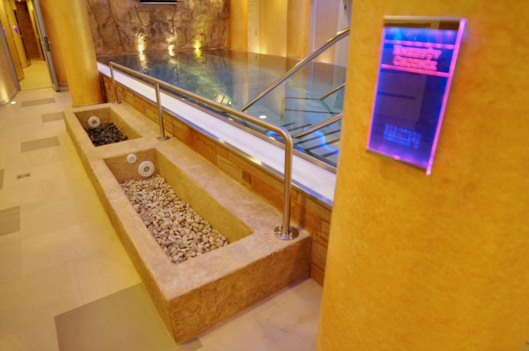 Boutique Hotel Ambiente ****+ Karlovy Vary Exterior foto