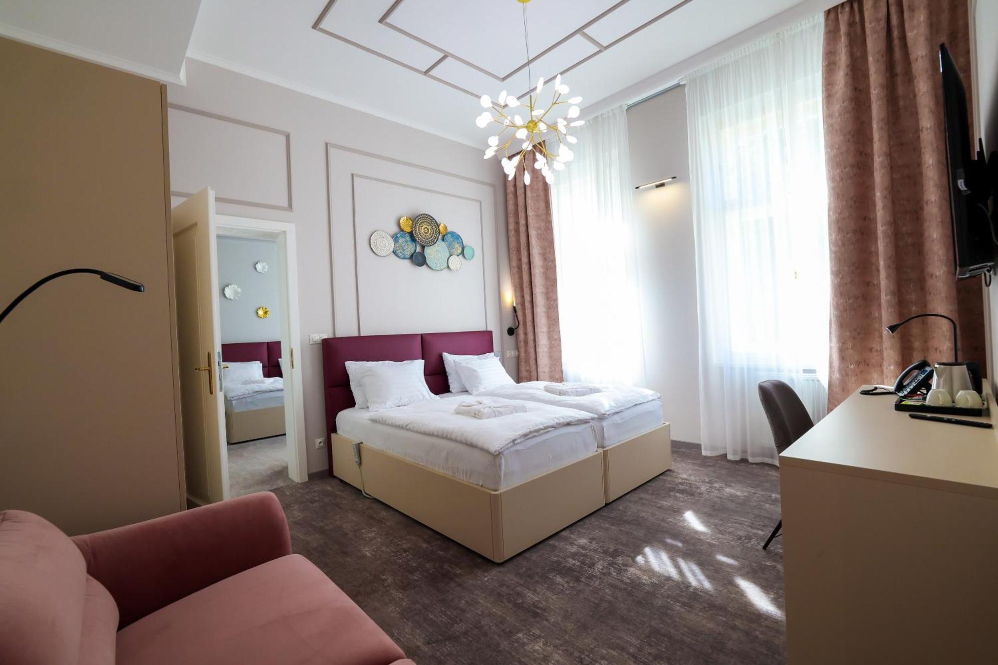 Boutique Hotel Ambiente ****+ Karlovy Vary Exterior foto